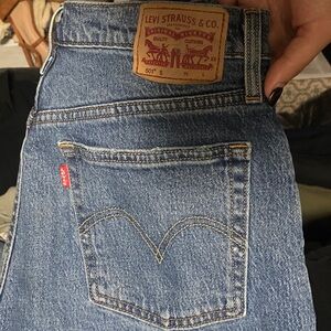 Levi's Classic Straight womens Jeans in Blue